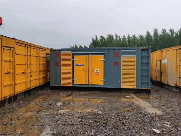 怀柔柴油发电机如何判断干式空气滤清器是否需要更换？